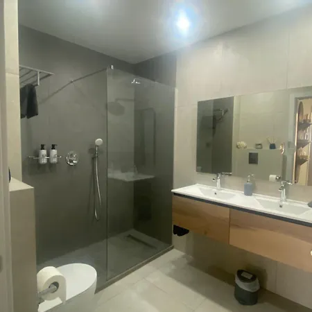 Modern 2br Private Parking Walk To Dona Ana & Old Town