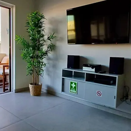 Modern 2br Private Parking Walk To Dona Ana & Old Town * 拉哥斯