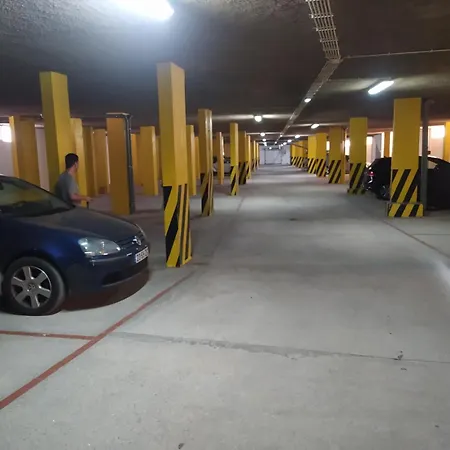 Modern 2Br Apartment Private Parking Walk To Dona Ana Beach & Lagos Old Town Apartament Lagos