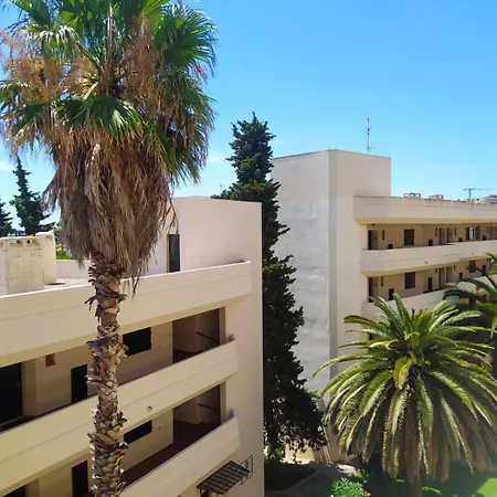 Modern 2Br Apartment Private Parking Walk To Dona Ana Beach & Lagos Old Town