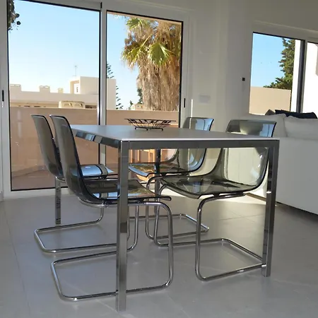Modern 2br Private Parking Walk To Dona Ana & Old Town *